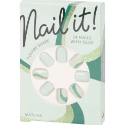 Max & More Kunstnagels^ Make-Up